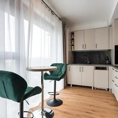 Urban Oasis Apartment Bucharest