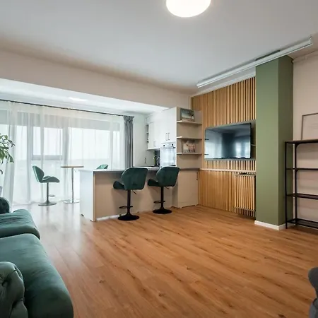 Apartment Urban Oasis